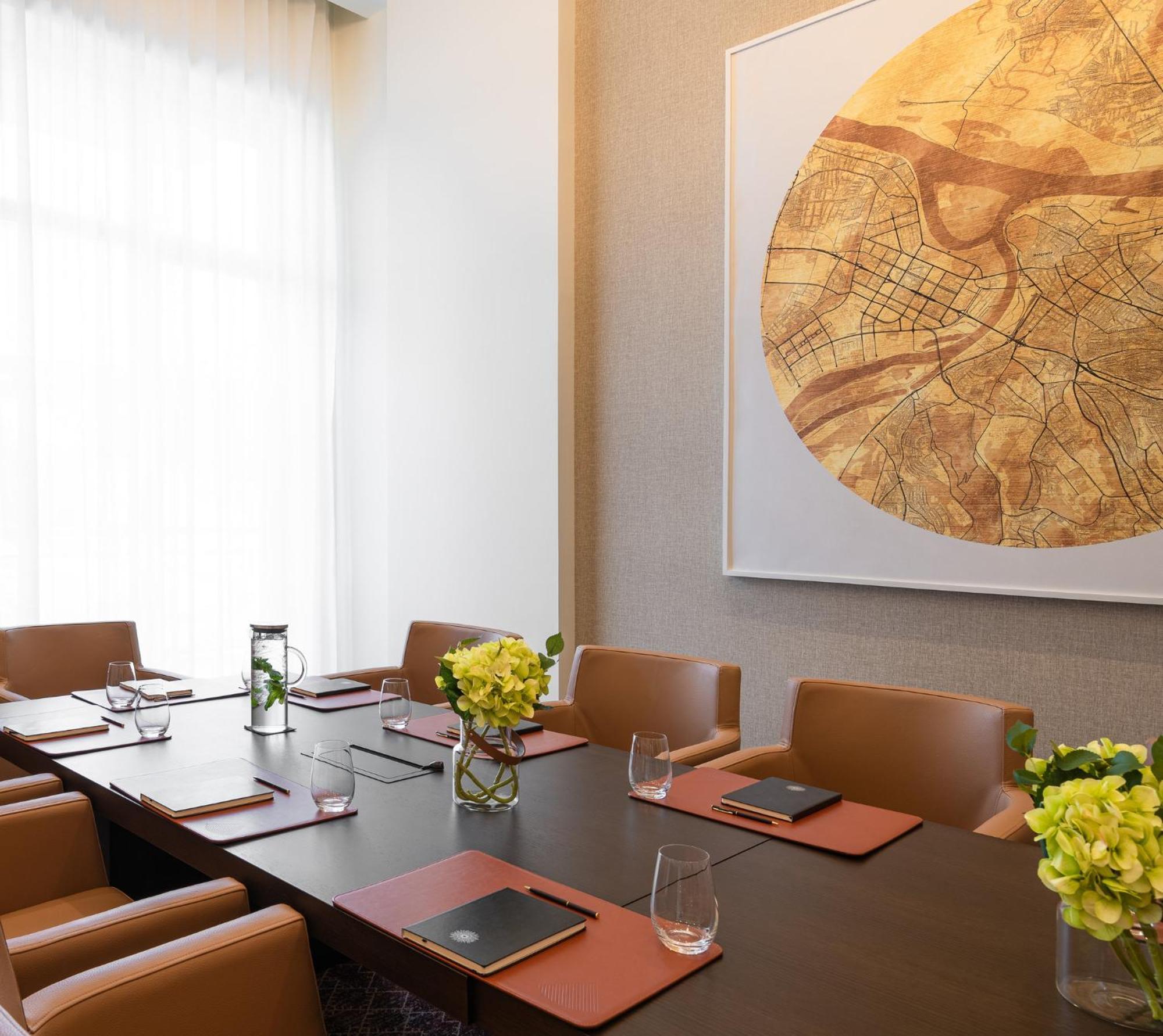 Viceroy Kopaonik Serbia Buitenkant foto Meeting room at the Four Seasons Hotel, New York City