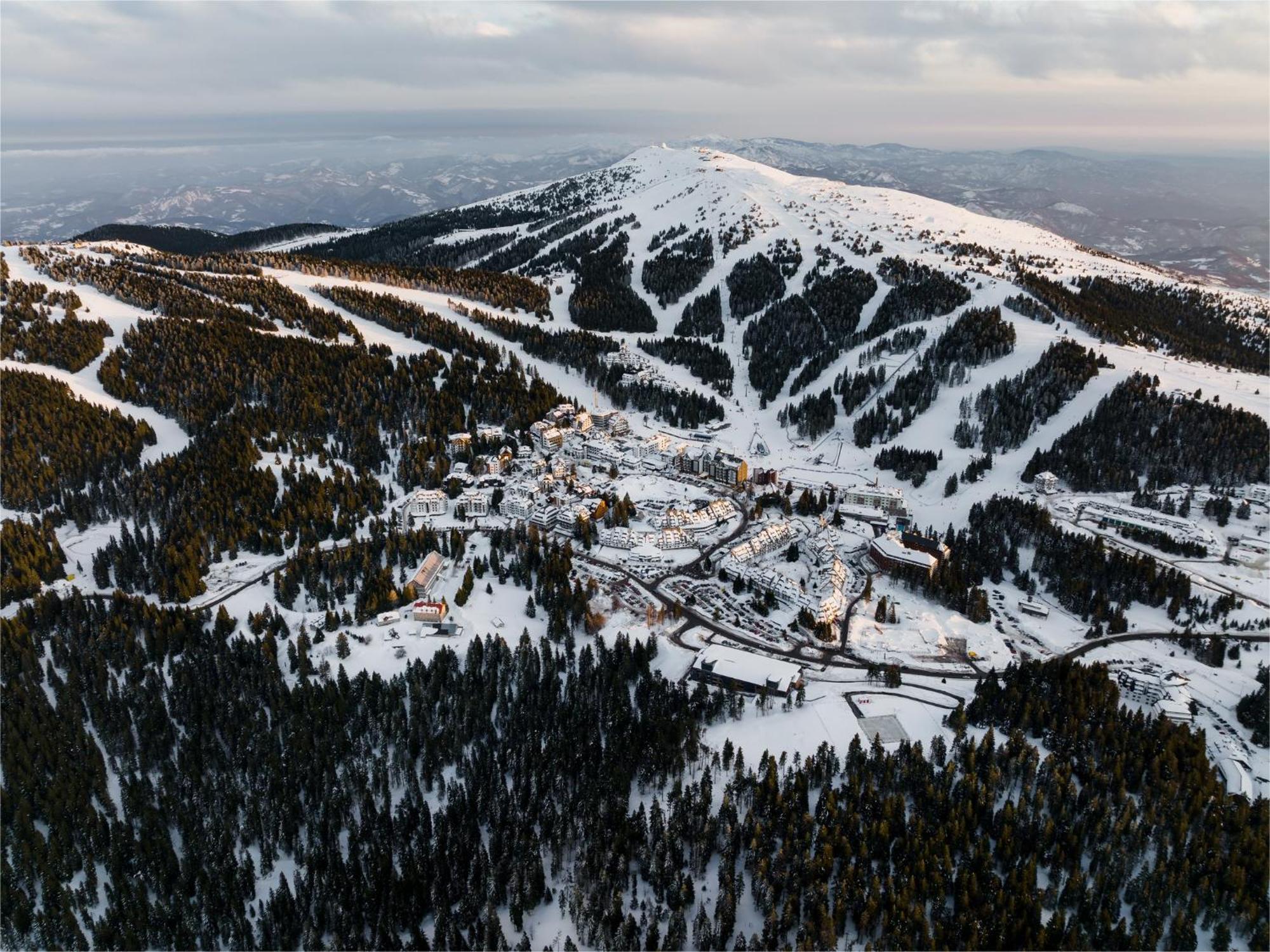 Viceroy Kopaonik Serbia Buitenkant foto Aerial view of the resort